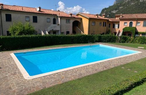 Lierna Apartment | Emma's House