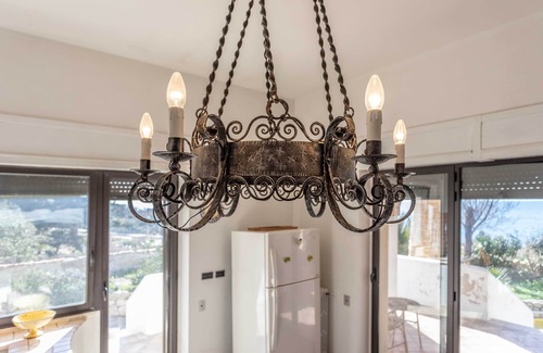 Torre Suda Apartment | Emma's Villa facing the sea with swimming pool