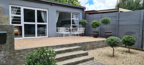 Bloemfontein Apartment | Emmaus Apartment