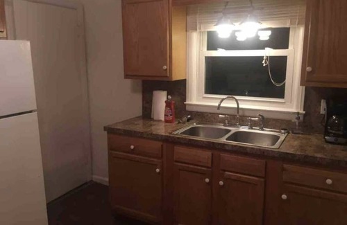 Lexington House | 'Emmett' - 2 Bedrooms Just Off I-75!