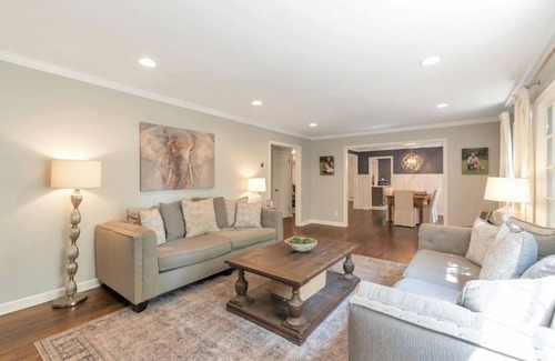 North Druid Hills House | EMORY LUXURY- Family Friendly, Prime Location!