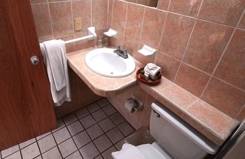 Amapas Hotel | Emperador Vallarta Beachfront Hotel and Suites