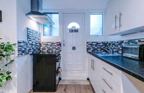 Fleetwood Apartment | Empire Fleetwood Apartments - Windsor Terrace