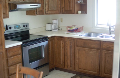 Empire House | Empire Rose: Cozy Home in the Heart of Empire on Front St.