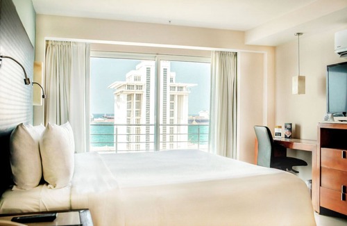 Faros Hotel | Emporio Veracruz Hotel