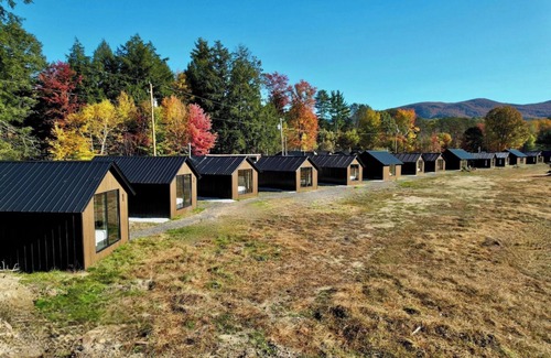 Brandon Cabin | Emrose Luxury Cabins 15