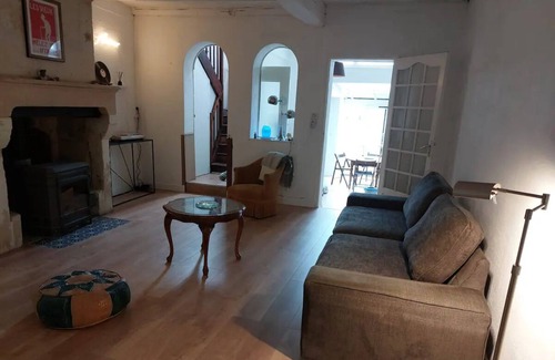 Saintes House | En Cœur de Ville Paisible
