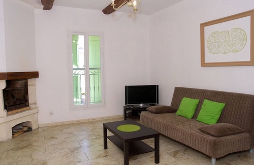 Montagnac Apartment | En Pleine Nature, a Proximité de Sites de Loisir et Culturel
