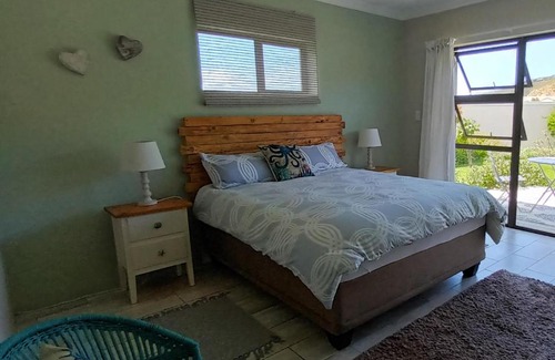 Plettenberg Bay House | En-suite, private room, free WIFI in Plett