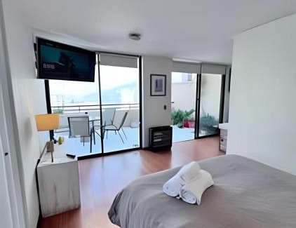 Santiago Apartment | En Vitacura, con azotea, 1D 1B