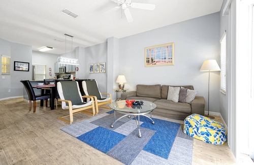 Sunset Lakes House | Encantada Resort | 10 minutes to Disney w/Pool