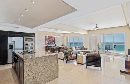 Puerto Penasco Condo | Encanto Living 1103 -3BR by Kivoya