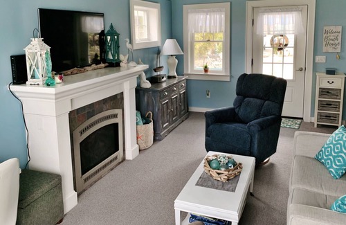 Point Pleasant Beach Cottage | Enchanted Cottage a mile from the beach in Point Pleasant, NJ.