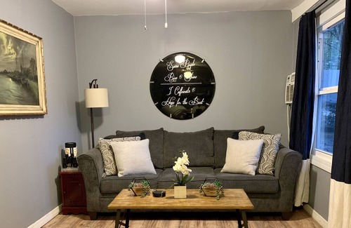 Lady Lake Cottage | Enchanted Cottage