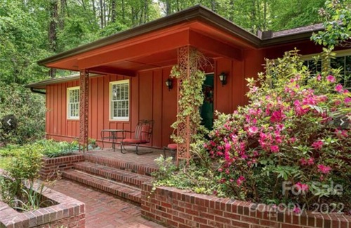 Arden House | Enchanted Escape-Hidden Gem Close to Asheville!
