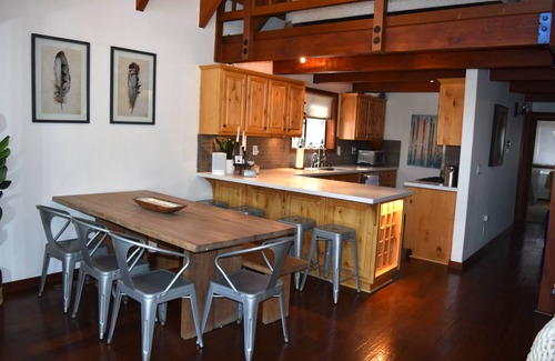 Truckee Ski Chalet | Enchanting 3-bedroom Chalet on the 16th fairway of Tahoe Donner golf course