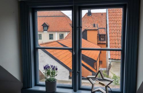 Innerstaden Villa | Enchanting 4 Bdr Villa close to Medieval cathedral