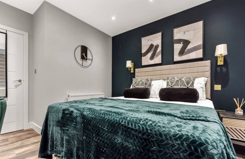 Christchurch Condo | Enchanting Elegant Home with Charm and Character!