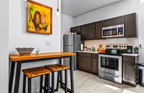 Delair Apartment | Enchanting FREE Private Parking