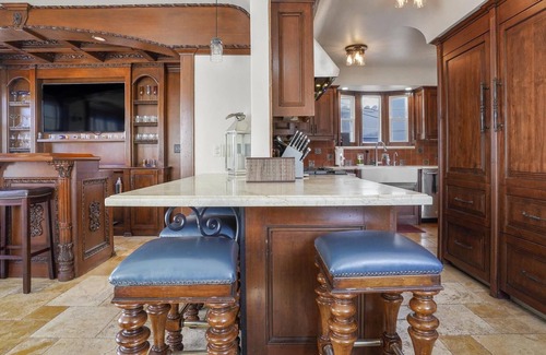 Loma Portal House | Enchanting Mediterranean Dream Home!
