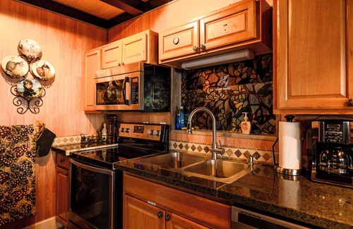 Pauma Valley Cabin | Enchanting Mountain Retreat with Breathtaking View