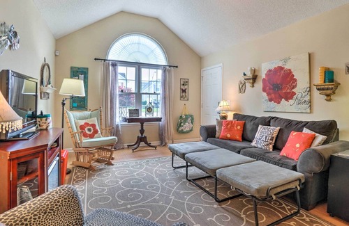 Murfreesboro Cottage | Enchanting Murfreesboro Cottage w/ Secluded Yard!