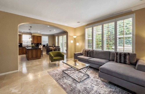 Northwood House | Enchanting Retreat: Discover Tranquility at Secret Garden #14 Hideaway