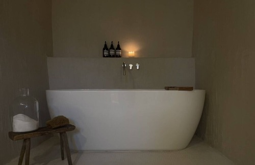 Galisteo House | Enchanting retreat on 5 picturesque acres in the historic village of Galisteo.