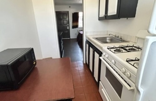 Inglewood Hotel | Encore Inn Inglewood