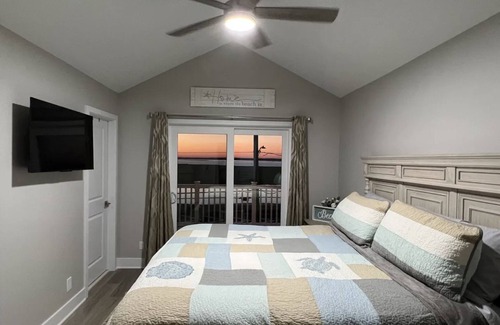 Anglesea House | End of Summer Blowout Deals, New Bayfront Home, North Wildwood, Stunning Sunsets