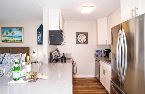 Kihei Condo | Endless & Elegant Vistas