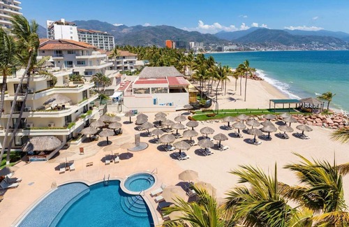 South Hotel Zone Villa | Endless ocean views w/2 Queen beds or 1 King bed Villa in Puerto Vallarta