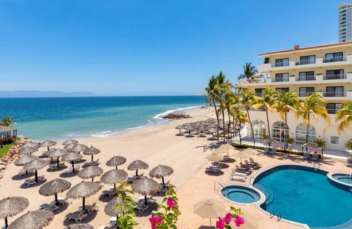 South Hotel Zone Villa | Endless ocean views w/2 Queen beds or 1 King bed Villa in Puerto Vallarta