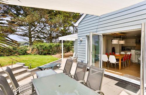 Croyde House | Endless Summer Few mins level walk to beach