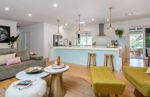 Ewingsdale House | Endless Summer - gorgeous family home