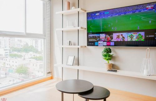 Tejada Alta Apartment | Engaging 2BR rooftop view in Barranco