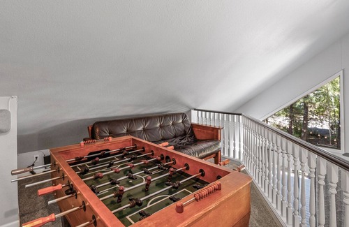 Munds Park Ski Chalet | Engaging Mountain Chalet with Large Deck and A/C!