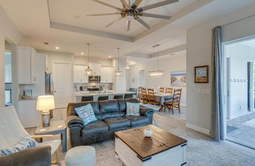 Englewood East House | Englewood Escape Near Beaches with Private Lanai!