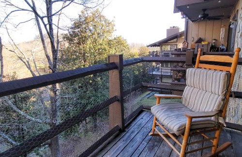 Sevierville Apartment | English Mountain Retreat