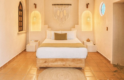 Downtown Cancun Hotel | Enigmatic Hotel Experience