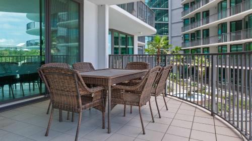 Orange Beach House | Enjoy a 3-bedroom Bayfront Condo with Lazy River Indoor Pool Jacuzzis and Community Boat Dock for Personal or Rented Boats Plus Redeem in Free Activity Deals Daily