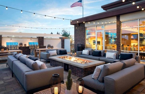San Carlos House | Enjoy a comfortable extended stay in San Carlos, CA