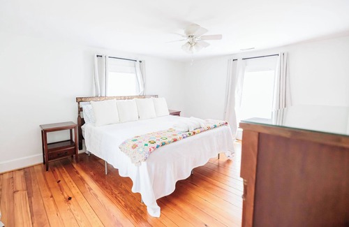 Saluda Other | Enjoy a Pet-Friendly Retreat in Quaint Saluda Village