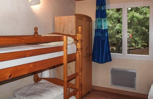 Saint-Vivien-de-Medoc House | Enjoy a relaxing vacation in this inviting vacation home.