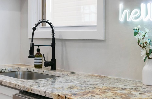 Hazel Park House | Enjoy a stay in this stylish 2 bedroom 1 bath home in Hazel Park