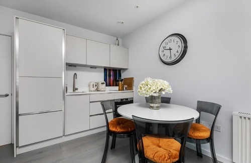 Winchester Apartment | Enjoy a stylish experience at this centrally-located city flat.