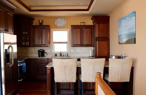 Sea Isle City House | Enjoy and Relax in Luxury with breathtaking waterfront views!