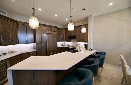 Vanderbilt Beach Condo | Enjoy Five Star Penthouse, Newly Renovated