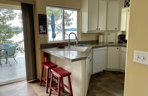Harrison House | Enjoy Lake Life in Carlin Bay