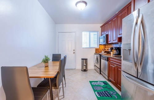 East Little Havana Apartment | Enjoy Miami Top Location Free Parking Book Now